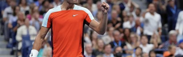 华体会体育下载-争大满贯首冠和新科第一 这届美网决赛“网球赢了”