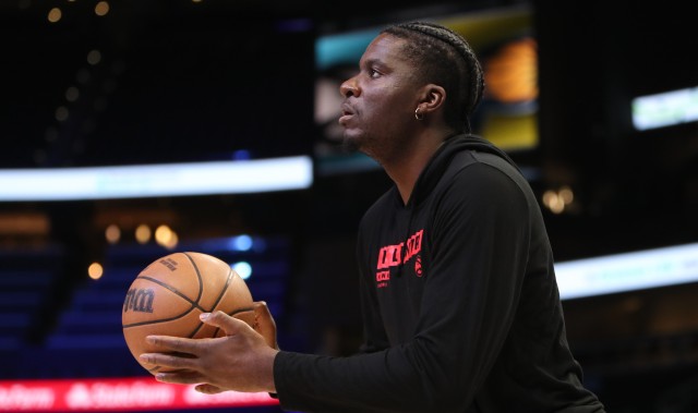 斯通：我觉得卡佩拉想念休斯敦 他希望加入真正有机会争冠的球队