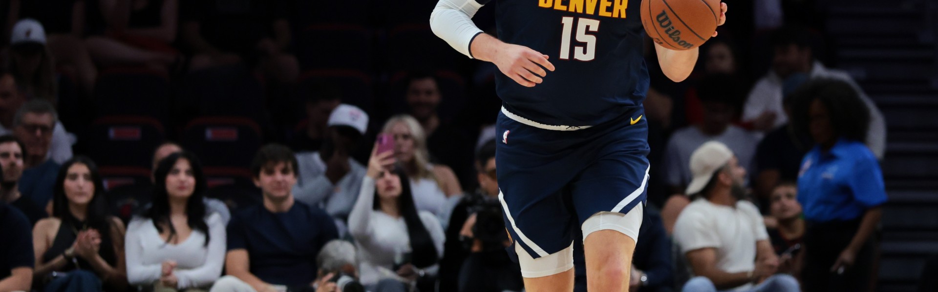 hth sports-约基奇生涯第321次单场至少20分10板5助 差1场追平历史第一的天勾